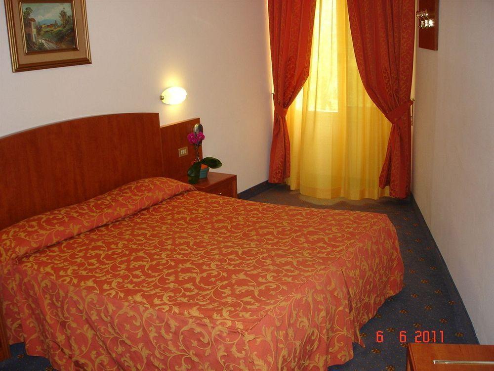 Hotel Garden Limone sul Garda Kültér fotó