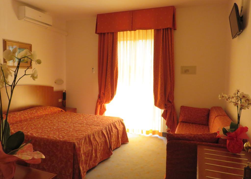 Hotel Garden Limone sul Garda Kültér fotó