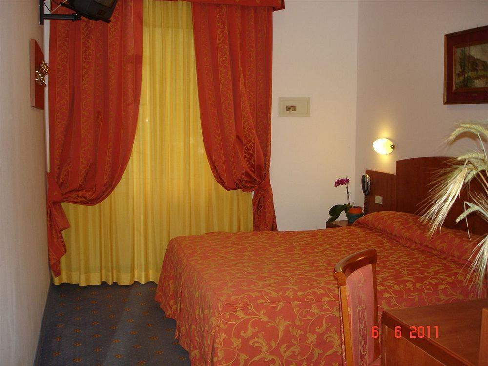 Hotel Garden Limone sul Garda Kültér fotó